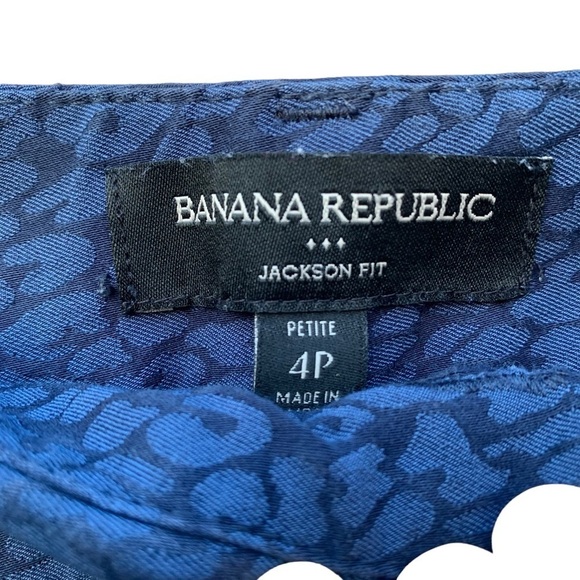 BANANA Republic women's size 4P blue animal print pants - Picture 2 of 3